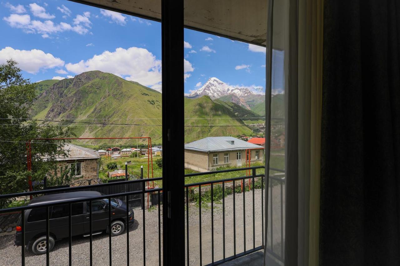 Hotel Heaven Hill Kazbegi Esterno foto