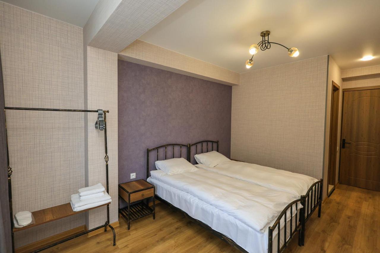 Hotel Heaven Hill Kazbegi Esterno foto