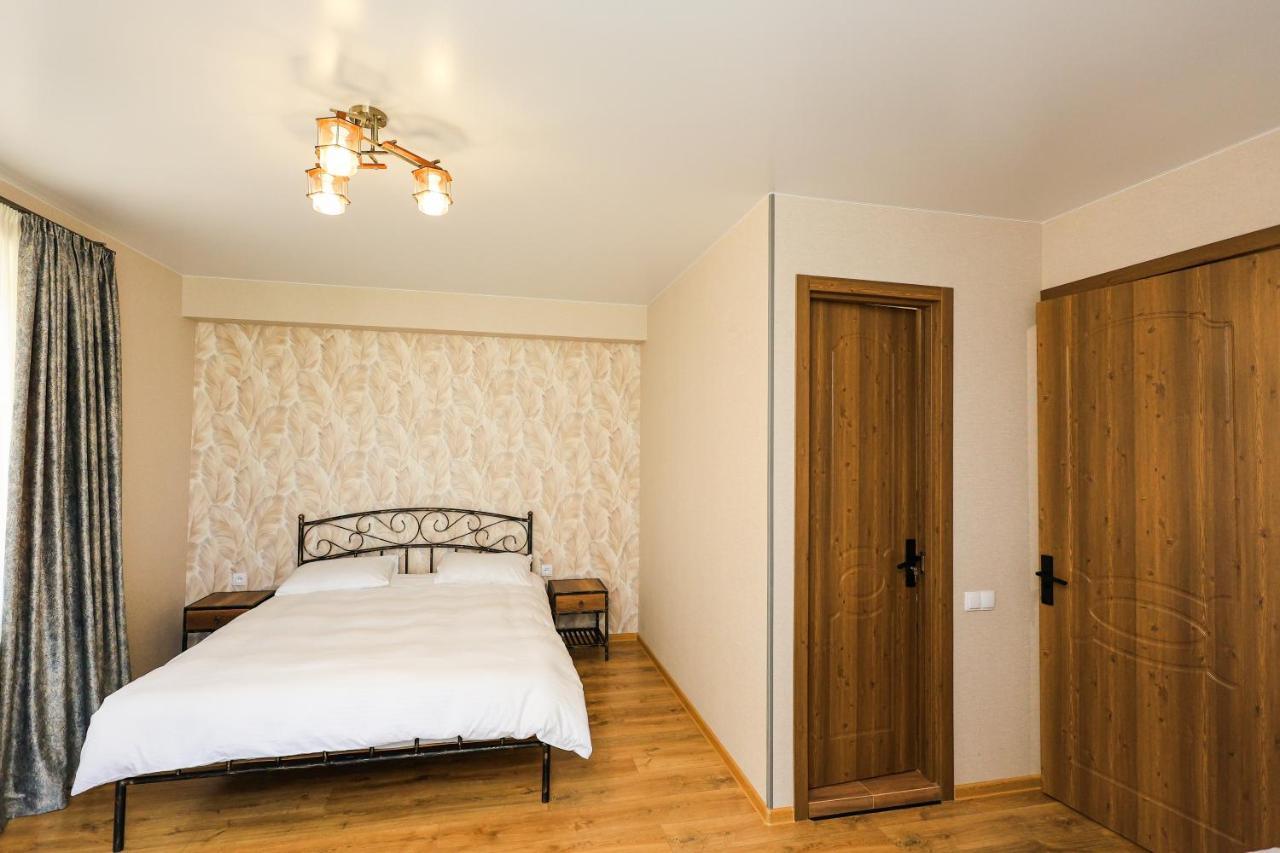 Hotel Heaven Hill Kazbegi Esterno foto